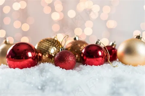 精美圣诞彩球装饰素材