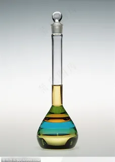 研究实验器具-盛着药水的烧杯