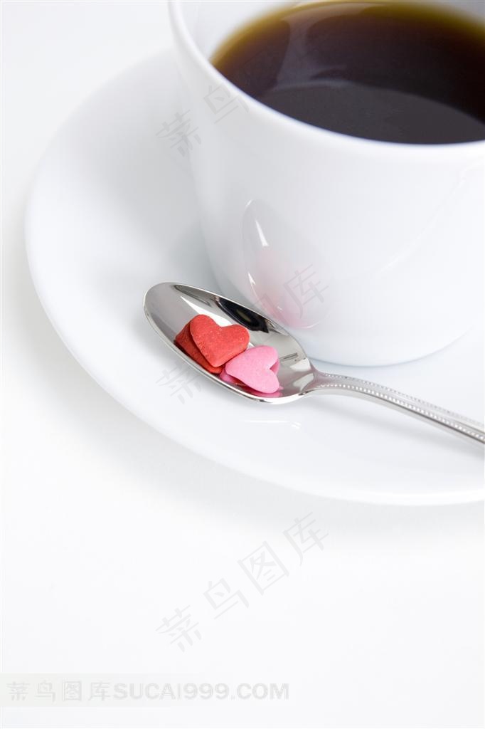 咖啡杯勺子里的爱心素材