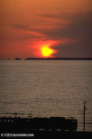 黄昏湖畔铁路美景壁纸