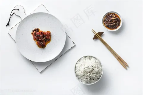 红烧排骨和米饭 红烧排骨和米饭