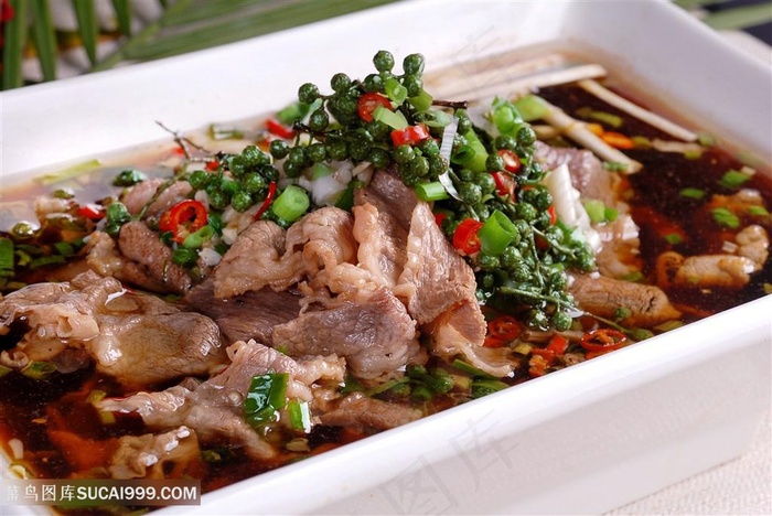 风味肥牛中华美食摄影图