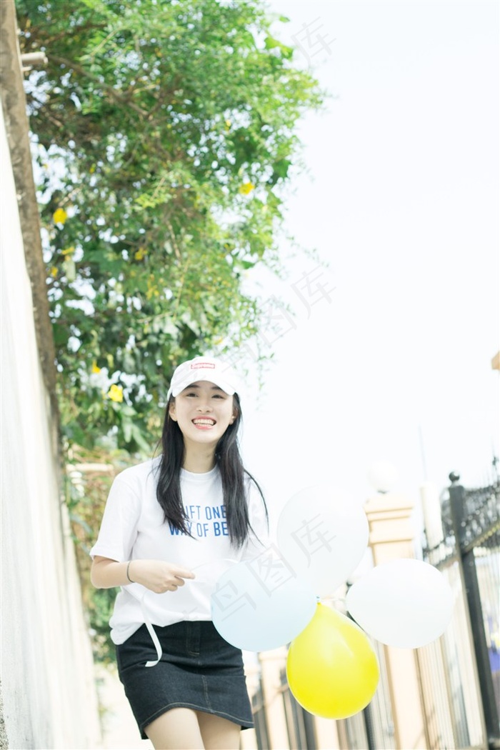 阳光美女户外写真