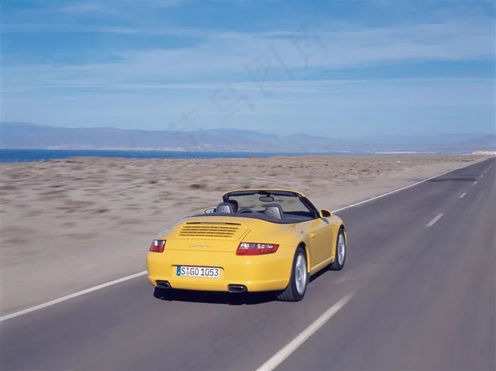 保时捷911 Carrera敞篷跑车