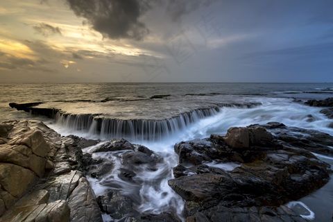 大海瀑布流图片 大海瀑布流图片