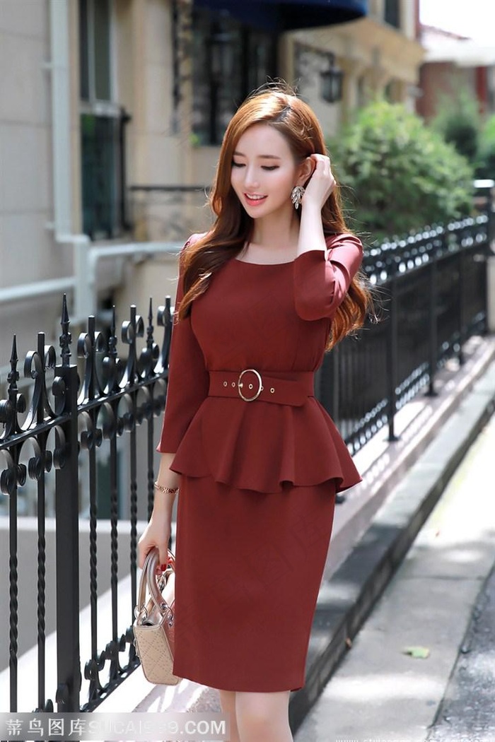 街上的韩国*漂亮美女李妍静高清图片