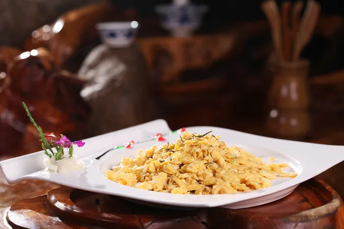 信阳毛尖炒鸡蛋 (2)