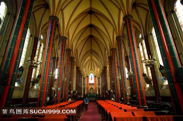 北京西什库教堂内部摄影图片