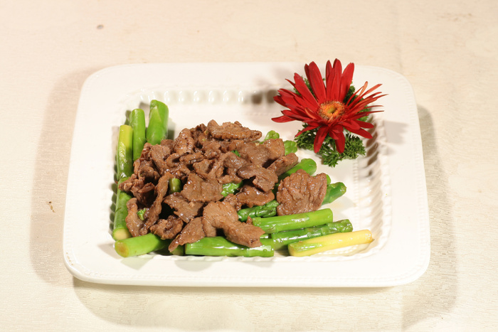 8鲜露笋炒牛肉 珠江生活