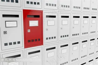 白色与红色信箱