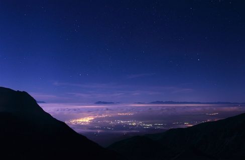 灿烂的夜空星空风景图片