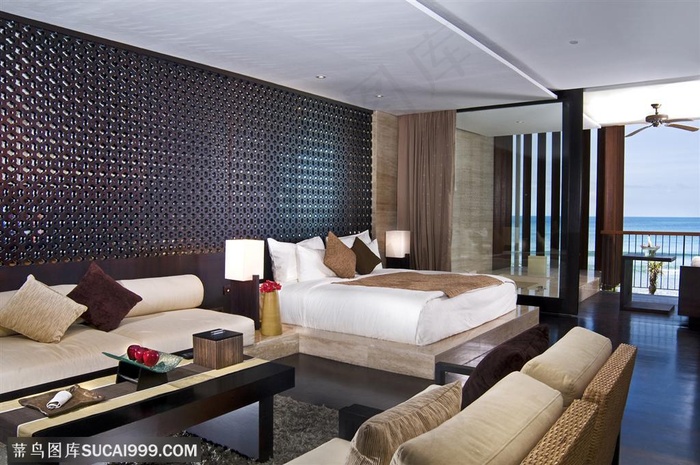 大海边高档别墅酒店室内现代床与茶几