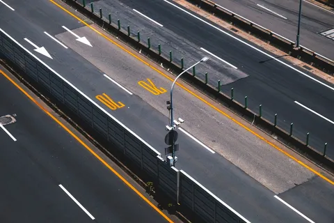 高速公路车道图片 高速公路车道图片