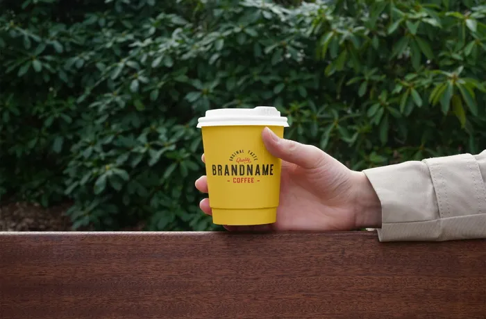 饮品包装瓶咖啡杯牛奶Hand Holding Coffee Cuppsd模版下载