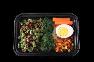 橄榄肉末四季豆快餐盖浇饭产品成品高清大图餐盒装夜市小吃免扣