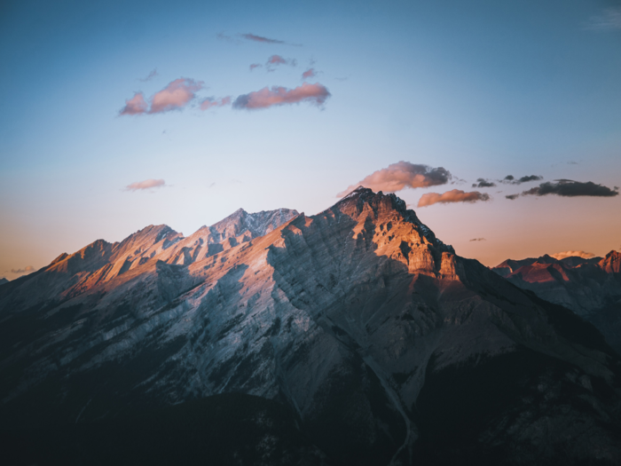 风景 山 云 蓝天 背景 海报 冬天
