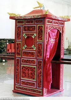 中国传统-红色的结婚新娘轿子 中国传统-红色的结婚新娘轿子