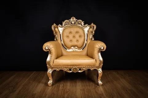 地板上的真皮沙发家具图片