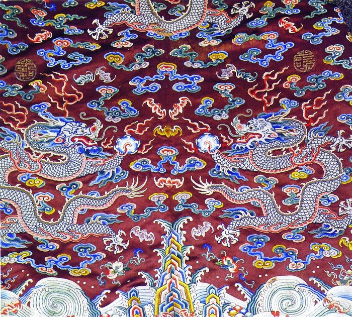 精美吉祥龙纹服饰图案设计