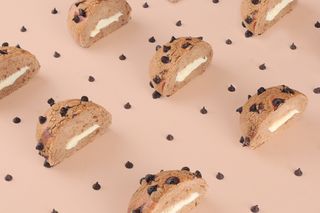 蛋糕店小蛋糕慕斯美食甜品图片