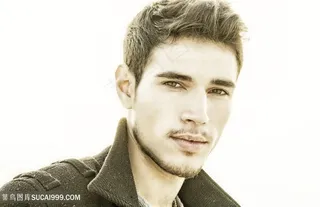 脸部轮廓立体的外国型男