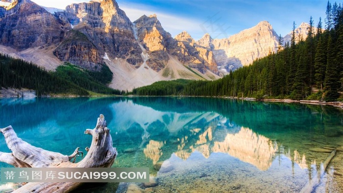 清澈湖水山水风景图片
