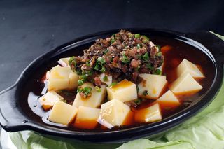 砂锅石锅美食煲类特色菜煲仔米凉粉