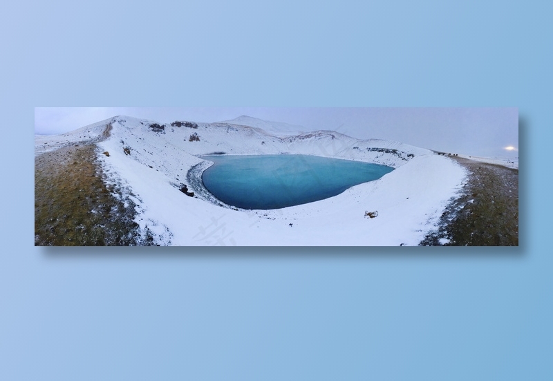 雪山天池风景图片