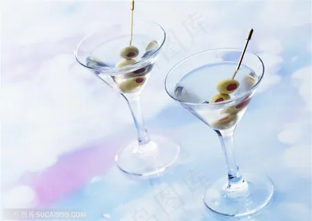 酒水饮料-高脚杯中的美酒 酒水饮料-高脚杯中的美酒