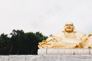 弥勒佛雕像图片