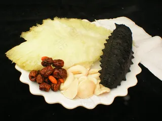 粤菜3347鲍参煲鱼翅2