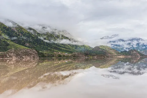 八宿然乌湖 八宿然乌湖