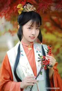 贾宝玉装束古装造型可爱清纯女孩写真图片素材