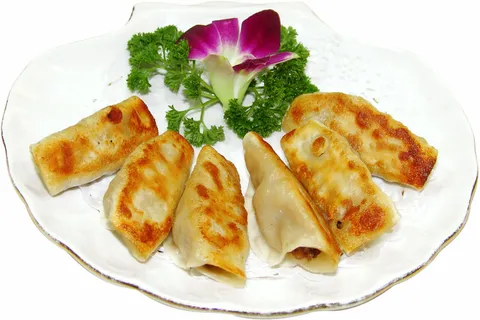 锅贴 (2) 锅贴 (2)