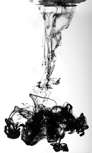 墨水在水中扩散素材图片