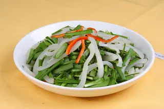 韭菜炒鲜鱿12元