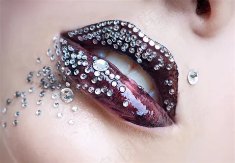 钻石嘴唇特写