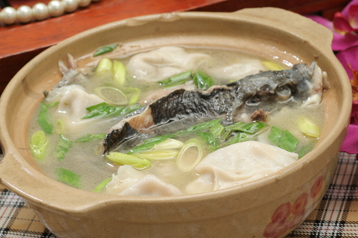 碧波鲫鱼饺子