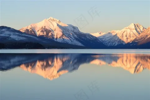 唯美冰川湖泊山水风景图片 唯美冰川湖泊山水风景图片
