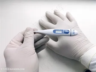医院测体温特写