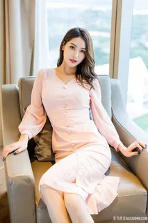 4K超高清韩国时尚美女空姐图片