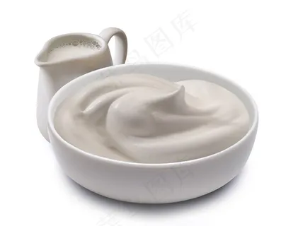 杯子里的牛奶和盘子里的奶油高清图片 杯子里的牛奶和盘子里的奶油高清图片