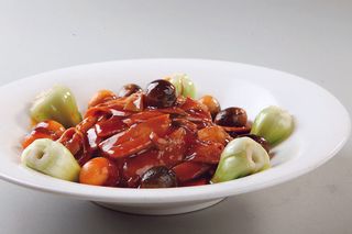 鹌鹑皮蛋烩野山菌