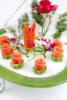 刺身三文鱼 刺身三文鱼