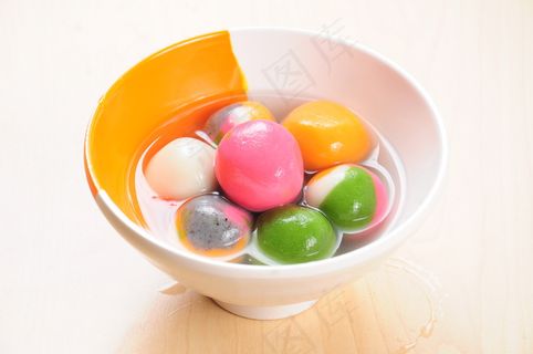 彩色汤圆图片