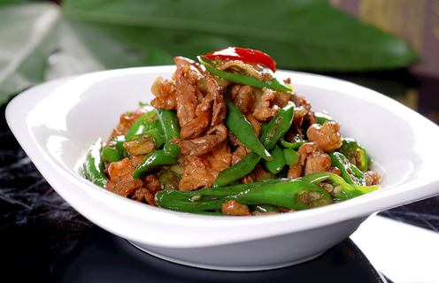 青椒炒肉精美小炒