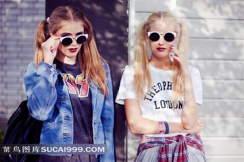 戴墨镜的美女图片