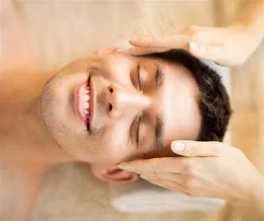 SPA养生的男士图片 SPA养生的男士图片