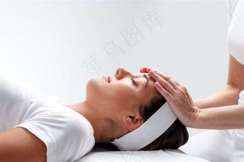 SPA美容养生按摩美女