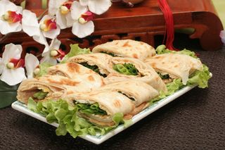 虾酱鸡蛋饼